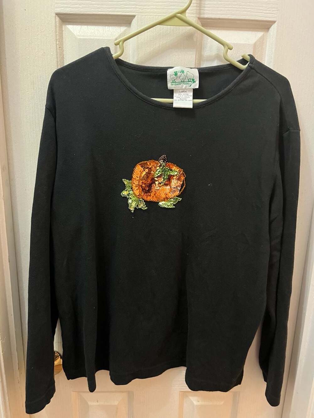 Quacker Factory Sequin Pumpkin Long Sleeve Shirt Large Black